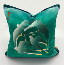 Load image into Gallery viewer, Swallows Wheel in Turquoise & Teal Ombré on Shimmer Velvet
